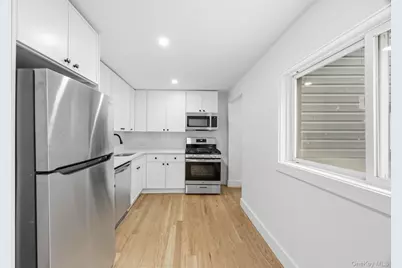 4365 De Reimer Avenue, Bronx, NY 10466 - Photo 3