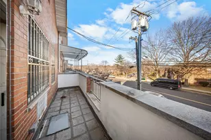 183-26 Booth Memorial Ave, Fresh Meadows, NY 11365 - Photo 15