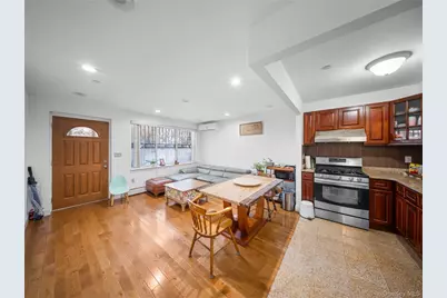 183-26 Booth Memorial Avenue, Fresh Meadows, NY 11365 - Photo 7