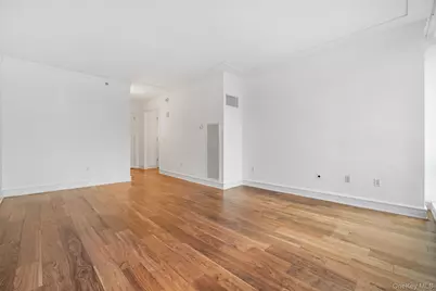 1 Renaissance Square #15E, White Plains, NY 10601 - Photo 13