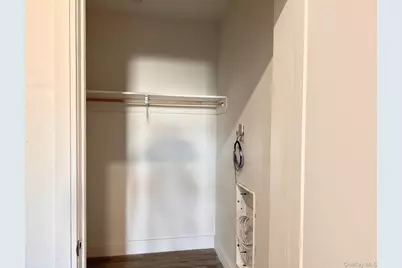 362 W Merrick Road #104, Valley Stream, NY 11580 - Photo 7