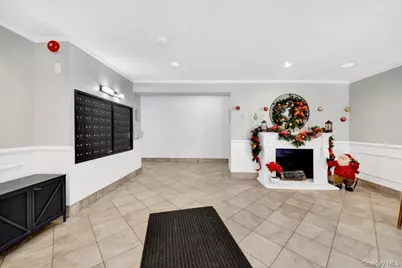 709 Warburton Avenue #6E, Yonkers, NY 10701 - Photo 3