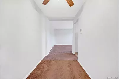 709 Warburton Avenue #6E, Yonkers, NY 10701 - Photo 11