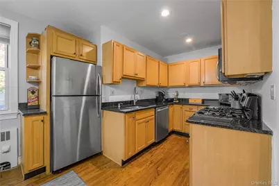 13 Bryant Cres #1D, White Plains, NY 10605 - Photo 9
