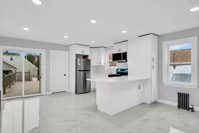 129 Sheridan Avenue, Williston Park, NY 11596 - Photo 19