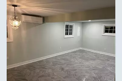 105 S 32nd Street, Wyandanch, NY 11798 - Photo 7