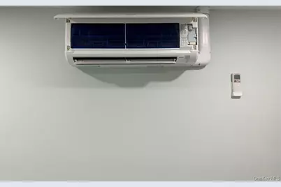 105 S 32nd Street, Wyandanch, NY 11798 - Photo 5