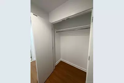 4026 College Point Boulevard #8M, Flushing, NY 11354 - Photo 9