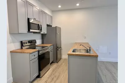 362 W Merrick Road #105, Valley Stream, NY 11580 - Photo 3