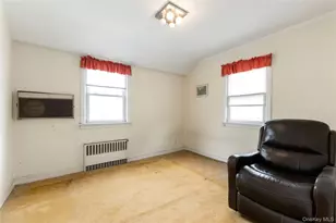 185-47 80th Rd, Jamaica, NY 11432 - Photo 11