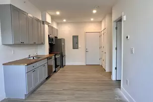 362 W Merrick Rd, Valley Stream, NY 11580 - Photo 5