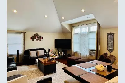 60-28 60th Place, Maspeth, NY 11378 - Photo 3