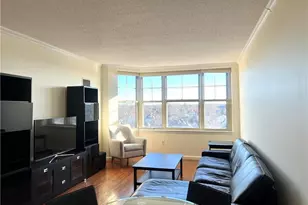 300 Mamaroneck Ave, White Plains, NY 10605 - Photo 3