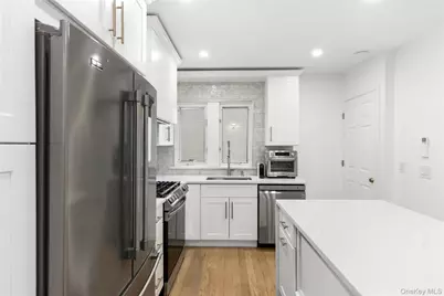 65 Floyd Street, New York, NY 10310 - Photo 5