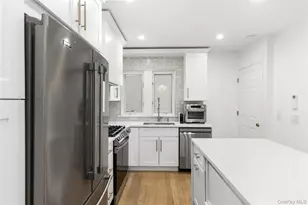 65 Floyd St, New York, NY 10310 - Photo 5