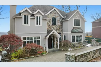 174 Douglas, New York, NY 10304 - Photo 1