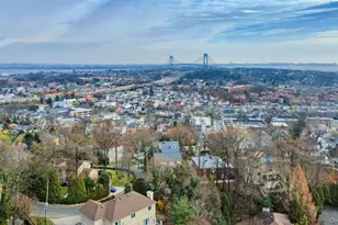 174 Douglas, New York, NY 10304 - Photo 5