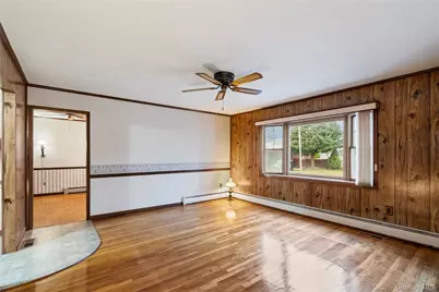 149 Byrd Street, Lindenhurst, NY 11757 - Photo 13