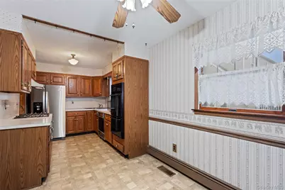 149 Byrd Street, Lindenhurst, NY 11757 - Photo 15