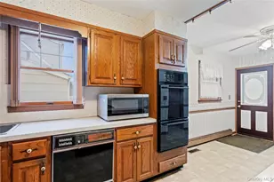 149 Byrd St, Lindenhurst, NY 11757 - Photo 19