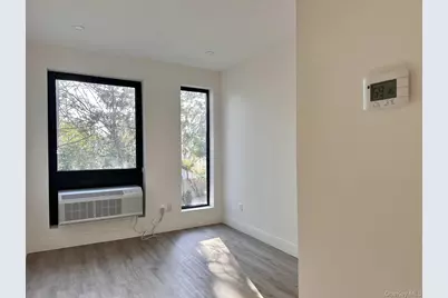 362 W Merrick Road W #208, Valley Stream, NY 11580 - Photo 5