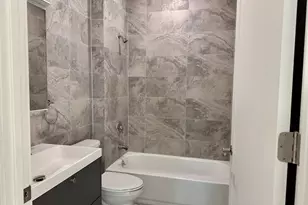 362 W Merrick Road W, Valley Stream, NY 11580 - Photo 7