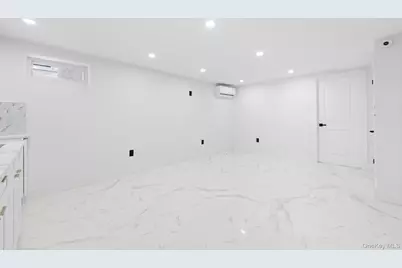 115-39 202nd Street, Saint Albans, NY 11412 - Photo 21