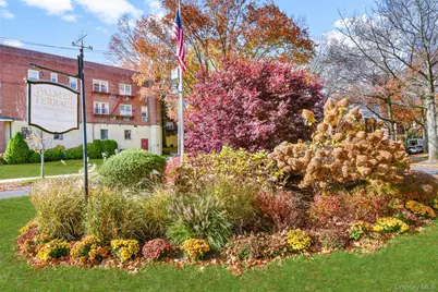 315 Palmer Terrace #1E, Mamaroneck, NY 10543 - Photo 1