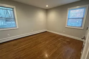 219 Manorhaven Blvd, Port Washington, NY 11050 - Photo 13