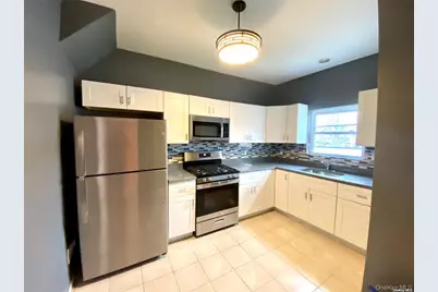 133 Kennedy Avenue, Hempstead, NY 11550 - Photo 7