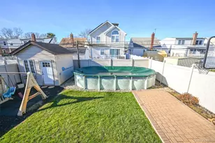 49-40 169th St, Flushing, NY 11365 - Photo 21