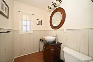 49-40 169th St, Flushing, NY 11365 - Photo 17