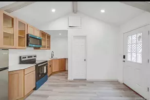 3 William St, Coram, NY 11727 - Photo 5