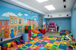 543 Main St, New Rochelle, NY 10801 - Photo 17