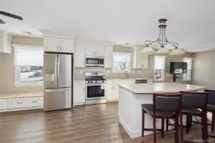 2319 Willow St, Wantagh, NY 11793 - Photo 7