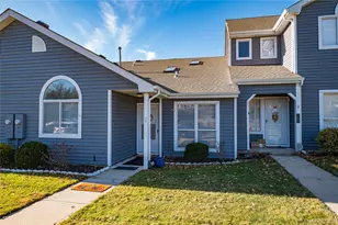 757 Spring Lake Dr, Middle Island, NY 11953 - Photo 3