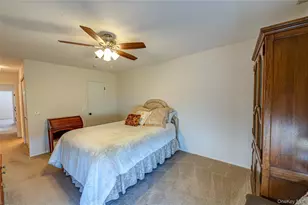 757 Spring Lake Dr, Middle Island, NY 11953 - Photo 21