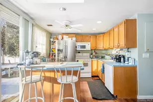 378 MacArthur Blvd, Hauppauge, NY 11788 - Photo 7