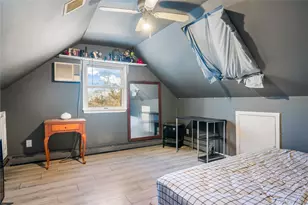 378 MacArthur Blvd, Hauppauge, NY 11788 - Photo 13