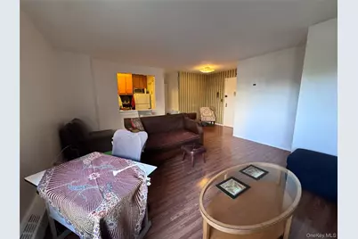 52-40 39 Drive #4U, Woodside, NY 11377 - Photo 3