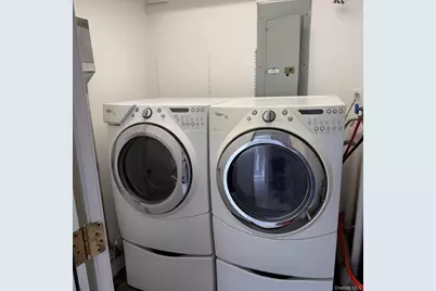 10 The Spur, Syosset, NY 11791 - Photo 11