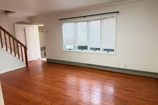 10 The Spur, Syosset, NY 11791 - Photo 3