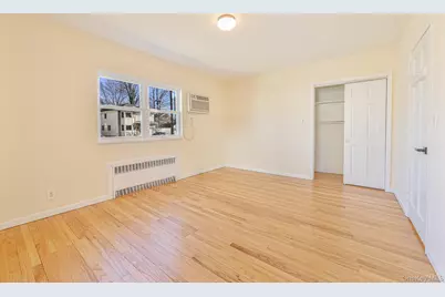 515 S 12th Street, New Hyde Park, NY 11040 - Photo 7