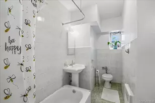 64-11 99th St, Rego Park, NY 11374 - Photo 17