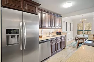 400 High Point Dr, Hartsdale, NY 10530 - Photo 15