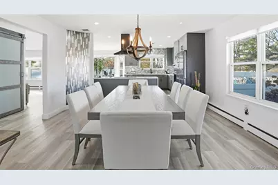 8 Hamilton Place, Lake Grove, NY 11755 - Photo 17