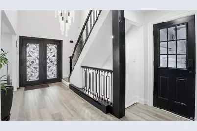 8 Hamilton Place, Lake Grove, NY 11755 - Photo 11