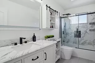 8 Hamilton Pl, Lake Grove, NY 11755 - Photo 29