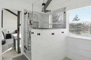 8 Hamilton Pl, Lake Grove, NY 11755 - Photo 31