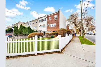2576 Harding Avenue, Bronx, NY 10465 - Photo 1